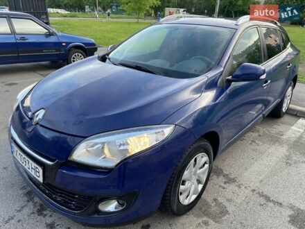 Рено Меган 2012 в Харькове на Automoto.ua Синий Рено Меган, объемом двигателя 1.46 л и пробегом 240 тыс. км за 7500 $, фото 1 на Automoto.ua
