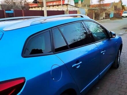 Рено Меган 2013 в Одессе на Automoto.ua Синий Рено Меган, объемом двигателя 1.5 л и пробегом 300 тыс. км за 7700 $, фото 1 на Automoto.ua