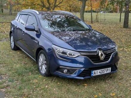 Рено Меган 2017 в Каменке на Automoto.ua Синий Рено Меган, объемом двигателя 1.5 л и пробегом 260 тыс. км за 11900 $, фото 1 на Automoto.ua