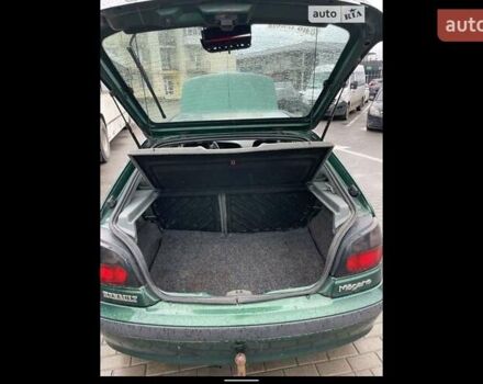 Зеленый Рено Меган, объемом двигателя 1.6 л и пробегом 170 тыс. км за 1400 $, фото 2 на Automoto.ua