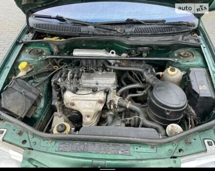 Зелений Рено Меган, об'ємом двигуна 1.6 л та пробігом 170 тис. км за 1400 $, фото 4 на Automoto.ua