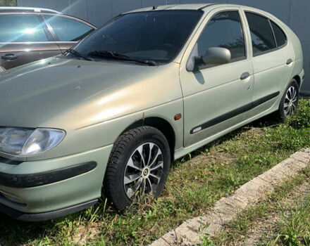 Зеленый Рено Меган, объемом двигателя 1.6 л и пробегом 120 тыс. км за 2700 $, фото 2 на Automoto.ua