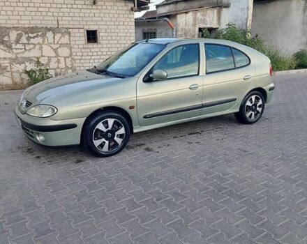 Рено Меган 2001 в Житомире на Automoto.ua Зеленый Рено Меган, объемом двигателя 1.6 л и пробегом 147 тыс. км за 4250 $, фото 1 на Automoto.ua