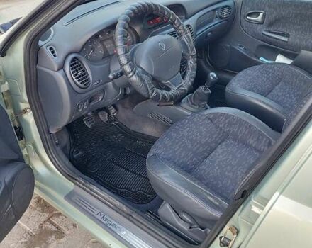 Рено Меган 2001 в Житомире на Automoto.ua Зеленый Рено Меган, объемом двигателя 1.6 л и пробегом 147 тыс. км за 4250 $, фото 5 на Automoto.ua