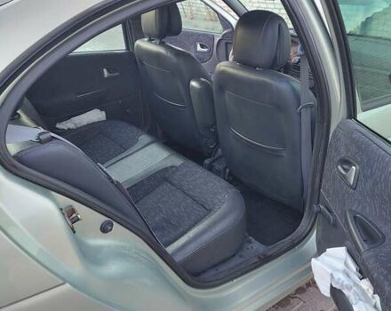 Рено Меган 2001 в Житомире на Automoto.ua Зеленый Рено Меган, объемом двигателя 1.6 л и пробегом 147 тыс. км за 4250 $, фото 8 на Automoto.ua