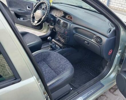 Рено Меган 2001 в Житомире на Automoto.ua Зеленый Рено Меган, объемом двигателя 1.6 л и пробегом 147 тыс. км за 4250 $, фото 6 на Automoto.ua