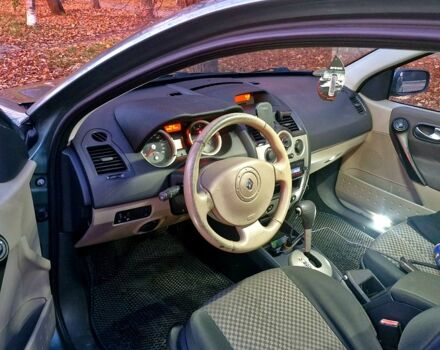 Зелений Рено Меган, об'ємом двигуна 2 л та пробігом 185 тис. км за 5000 $, фото 2 на Automoto.ua