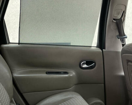 Зеленый Рено Меган, объемом двигателя 1.9 л и пробегом 267 тыс. км за 3850 $, фото 29 на Automoto.ua