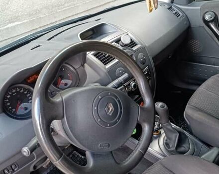 Зеленый Рено Меган, объемом двигателя 1.5 л и пробегом 320 тыс. км за 3300 $, фото 13 на Automoto.ua