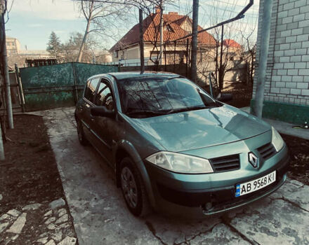 Зеленый Рено Меган, объемом двигателя 1.6 л и пробегом 320 тыс. км за 4000 $, фото 3 на Automoto.ua