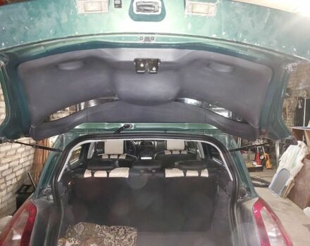 Зеленый Рено Меган, объемом двигателя 1.6 л и пробегом 267 тыс. км за 3800 $, фото 2 на Automoto.ua