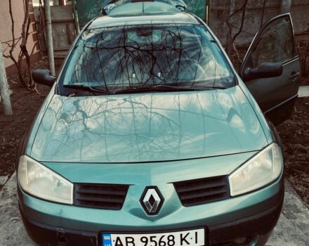 Зеленый Рено Меган, объемом двигателя 1.6 л и пробегом 330 тыс. км за 3900 $, фото 1 на Automoto.ua