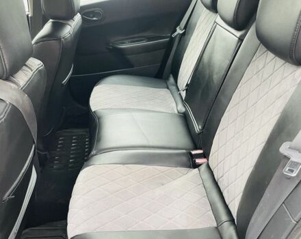 Зеленый Рено Меган, объемом двигателя 1.6 л и пробегом 280 тыс. км за 3800 $, фото 5 на Automoto.ua