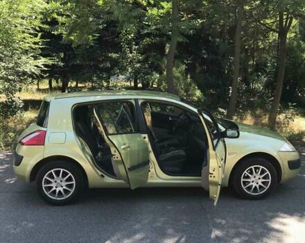 Зеленый Рено Меган, объемом двигателя 1.6 л и пробегом 200 тыс. км за 4400 $, фото 4 на Automoto.ua