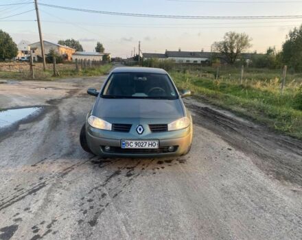 Зеленый Рено Меган, объемом двигателя 1.4 л и пробегом 2 тыс. км за 3800 $, фото 2 на Automoto.ua