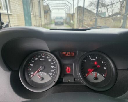 Зеленый Рено Меган, объемом двигателя 1.4 л и пробегом 203 тыс. км за 4199 $, фото 3 на Automoto.ua