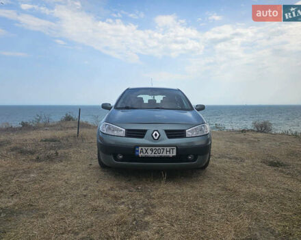 Зеленый Рено Меган, объемом двигателя 1.6 л и пробегом 163 тыс. км за 5300 $, фото 1 на Automoto.ua
