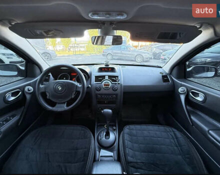 Зеленый Рено Меган, объемом двигателя 1.6 л и пробегом 163 тыс. км за 5300 $, фото 8 на Automoto.ua