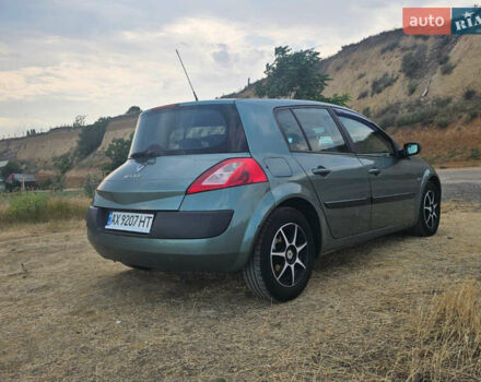 Зеленый Рено Меган, объемом двигателя 1.6 л и пробегом 163 тыс. км за 5300 $, фото 7 на Automoto.ua