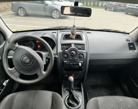 Зеленый Рено Меган, объемом двигателя 1.4 л и пробегом 260 тыс. км за 3350 $, фото 6 на Automoto.ua