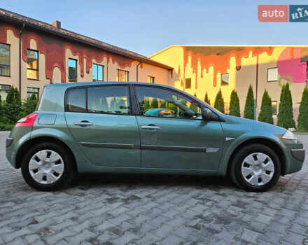 Зеленый Рено Меган, объемом двигателя 1.6 л и пробегом 221 тыс. км за 4999 $, фото 6 на Automoto.ua