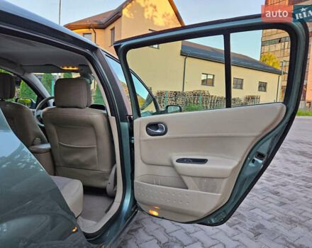 Зеленый Рено Меган, объемом двигателя 1.6 л и пробегом 221 тыс. км за 4999 $, фото 25 на Automoto.ua