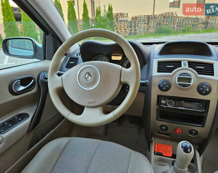 Зеленый Рено Меган, объемом двигателя 1.6 л и пробегом 221 тыс. км за 4999 $, фото 16 на Automoto.ua