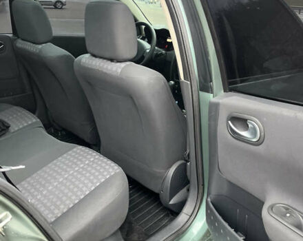 Зелений Рено Меган, об'ємом двигуна 1.6 л та пробігом 152 тис. км за 6800 $, фото 5 на Automoto.ua