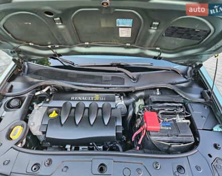 Зеленый Рено Меган, объемом двигателя 1.6 л и пробегом 221 тыс. км за 4999 $, фото 29 на Automoto.ua