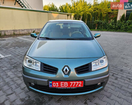 Зеленый Рено Меган, объемом двигателя 1.6 л и пробегом 221 тыс. км за 4999 $, фото 1 на Automoto.ua