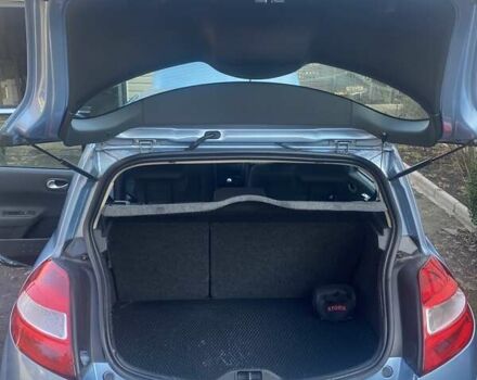 Зеленый Рено Меган, объемом двигателя 1.6 л и пробегом 235 тыс. км за 5000 $, фото 6 на Automoto.ua