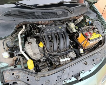 Зеленый Рено Меган, объемом двигателя 1.4 л и пробегом 240 тыс. км за 3900 $, фото 5 на Automoto.ua