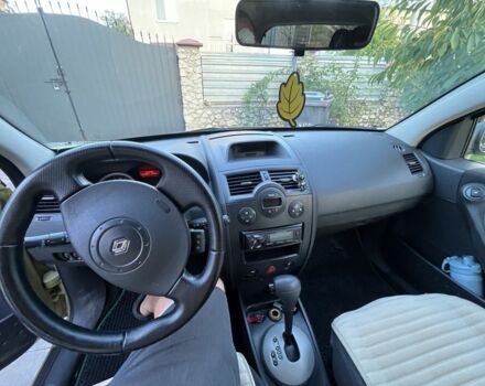 Рено Меган 2004 в Тернополе на Automoto.ua Зеленый Рено Меган, объемом двигателя 1.6 л и пробегом 247 тыс. км за 3200 $, фото 6 на Automoto.ua