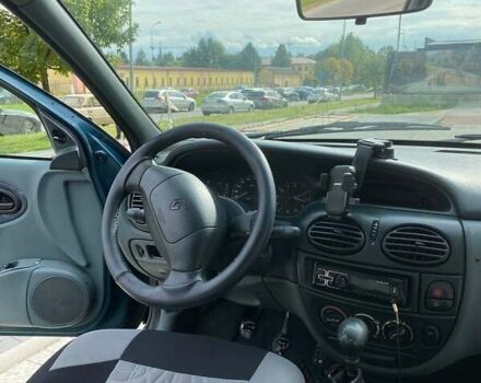 Зелений Рено Меган, об'ємом двигуна 1.4 л та пробігом 288 тис. км за 1750 $, фото 8 на Automoto.ua