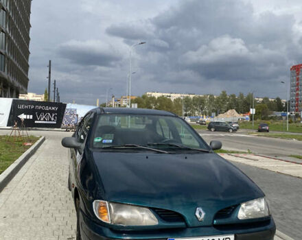 Зеленый Рено Меган, объемом двигателя 1.4 л и пробегом 290 тыс. км за 2000 $, фото 1 на Automoto.ua