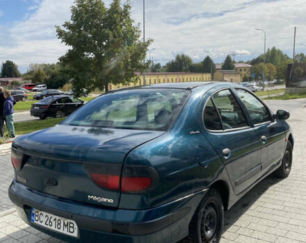 Зеленый Рено Меган, объемом двигателя 1.4 л и пробегом 290 тыс. км за 2000 $, фото 8 на Automoto.ua