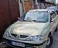 Зеленый Рено Меган, объемом двигателя 1.39 л и пробегом 411 тыс. км за 2200 $, фото 1 на Automoto.ua