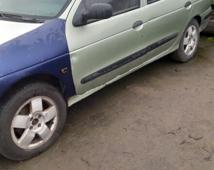 Зеленый Рено Меган, объемом двигателя 1.4 л и пробегом 1 тыс. км за 650 $, фото 3 на Automoto.ua