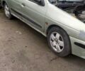 Зеленый Рено Меган, объемом двигателя 1.4 л и пробегом 1 тыс. км за 650 $, фото 1 на Automoto.ua