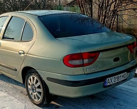 Зеленый Рено Меган, объемом двигателя 1.6 л и пробегом 317 тыс. км за 3300 $, фото 2 на Automoto.ua