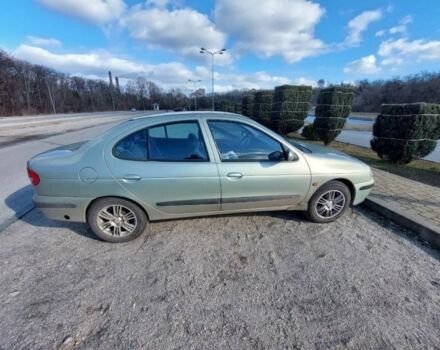 Зелений Рено Меган, об'ємом двигуна 1.6 л та пробігом 167 тис. км за 1900 $, фото 1 на Automoto.ua