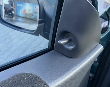 Зелений Рено Меган, об'ємом двигуна 1.4 л та пробігом 258 тис. км за 3800 $, фото 5 на Automoto.ua