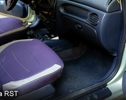 Зеленый Рено Меган, объемом двигателя 1.4 л и пробегом 344 тыс. км за 2700 $, фото 6 на Automoto.ua