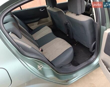 Зелений Рено Меган, об'ємом двигуна 1.39 л та пробігом 240 тис. км за 3700 $, фото 3 на Automoto.ua