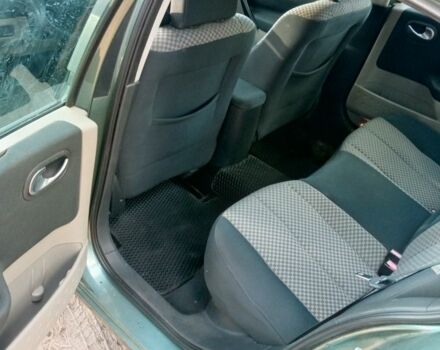 Зеленый Рено Меган, объемом двигателя 1.6 л и пробегом 239 тыс. км за 3800 $, фото 7 на Automoto.ua