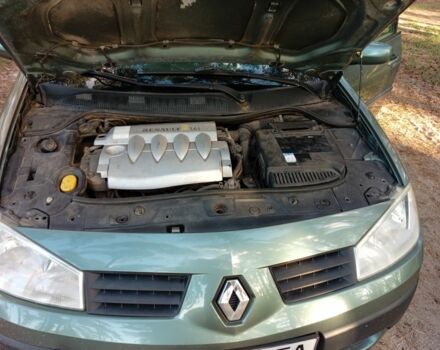 Зеленый Рено Меган, объемом двигателя 1.6 л и пробегом 239 тыс. км за 3800 $, фото 6 на Automoto.ua