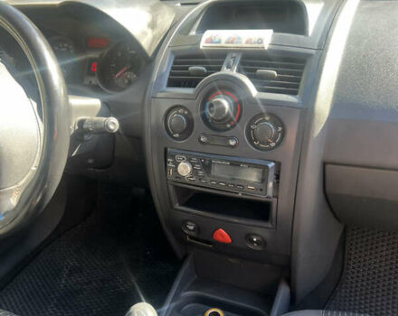 Зеленый Рено Меган, объемом двигателя 1.39 л и пробегом 320 тыс. км за 3500 $, фото 6 на Automoto.ua