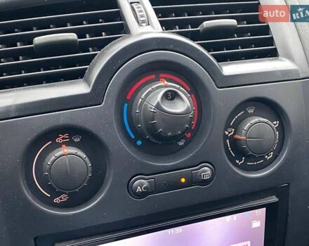 Зелений Рено Меган, об'ємом двигуна 1.39 л та пробігом 240 тис. км за 4790 $, фото 15 на Automoto.ua