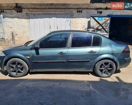 Зеленый Рено Меган, объемом двигателя 1.6 л и пробегом 360 тыс. км за 3900 $, фото 2 на Automoto.ua