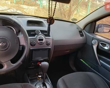Зеленый Рено Меган, объемом двигателя 1.6 л и пробегом 271 тыс. км за 5300 $, фото 7 на Automoto.ua